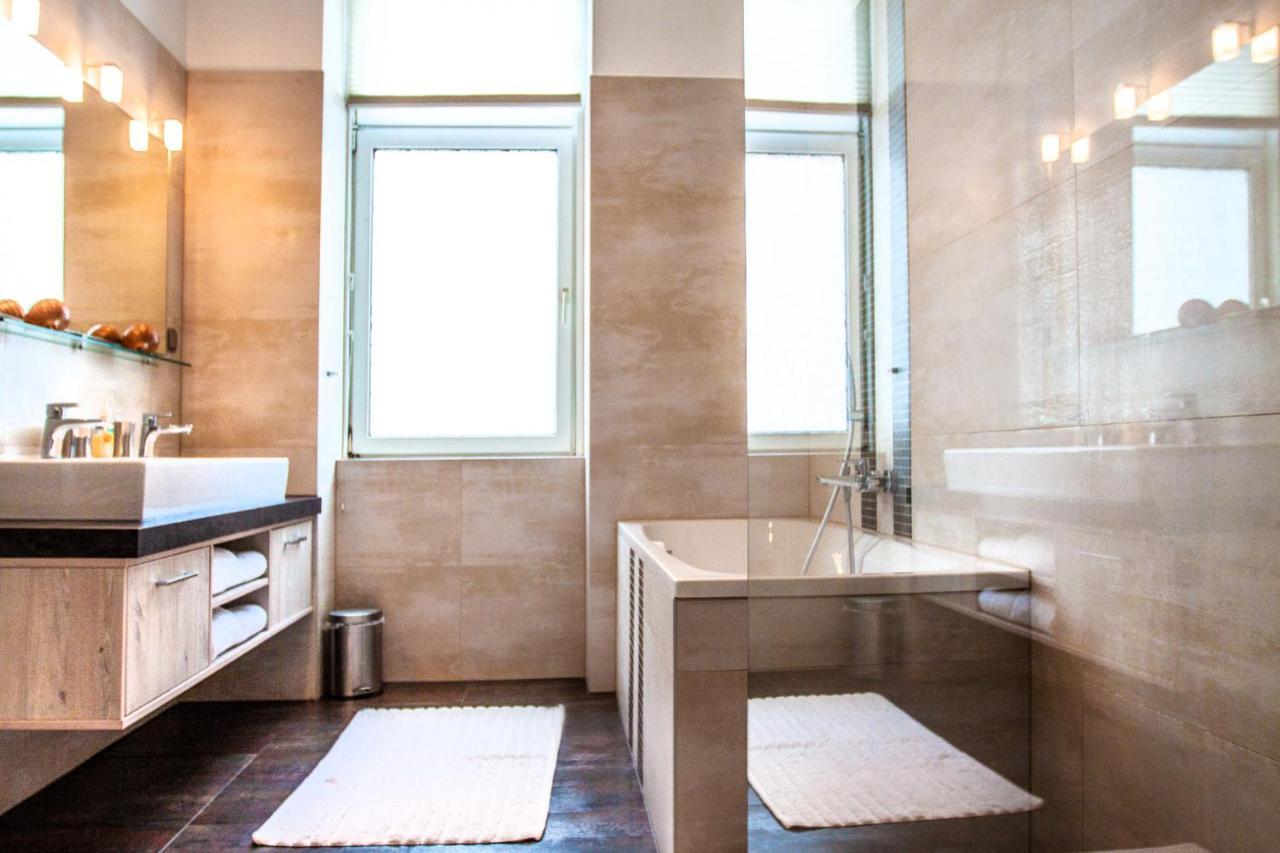 וינה Riess Apartments Rotenhofgasse | Contactless Check-In מראה חיצוני תמונה