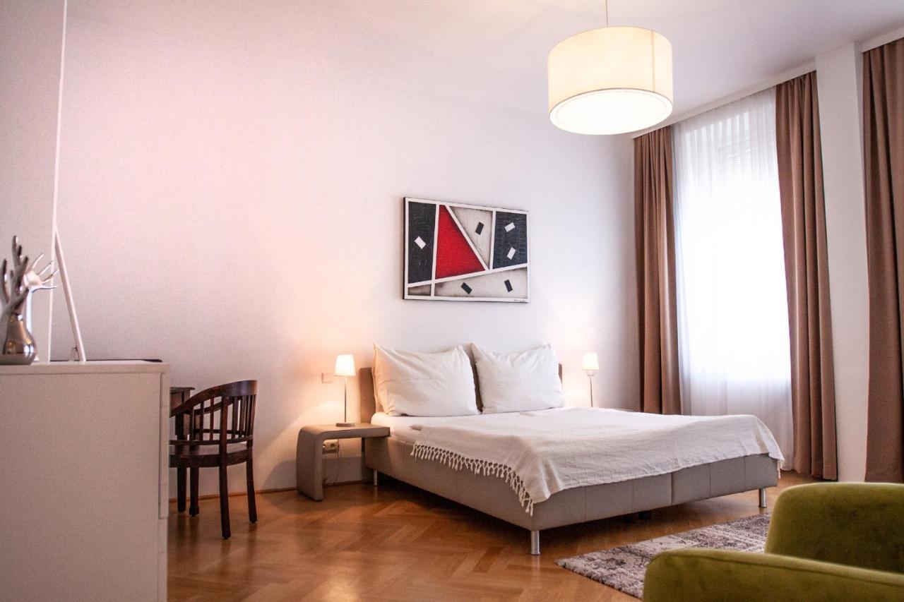 וינה Riess Apartments Rotenhofgasse | Contactless Check-In מראה חיצוני תמונה