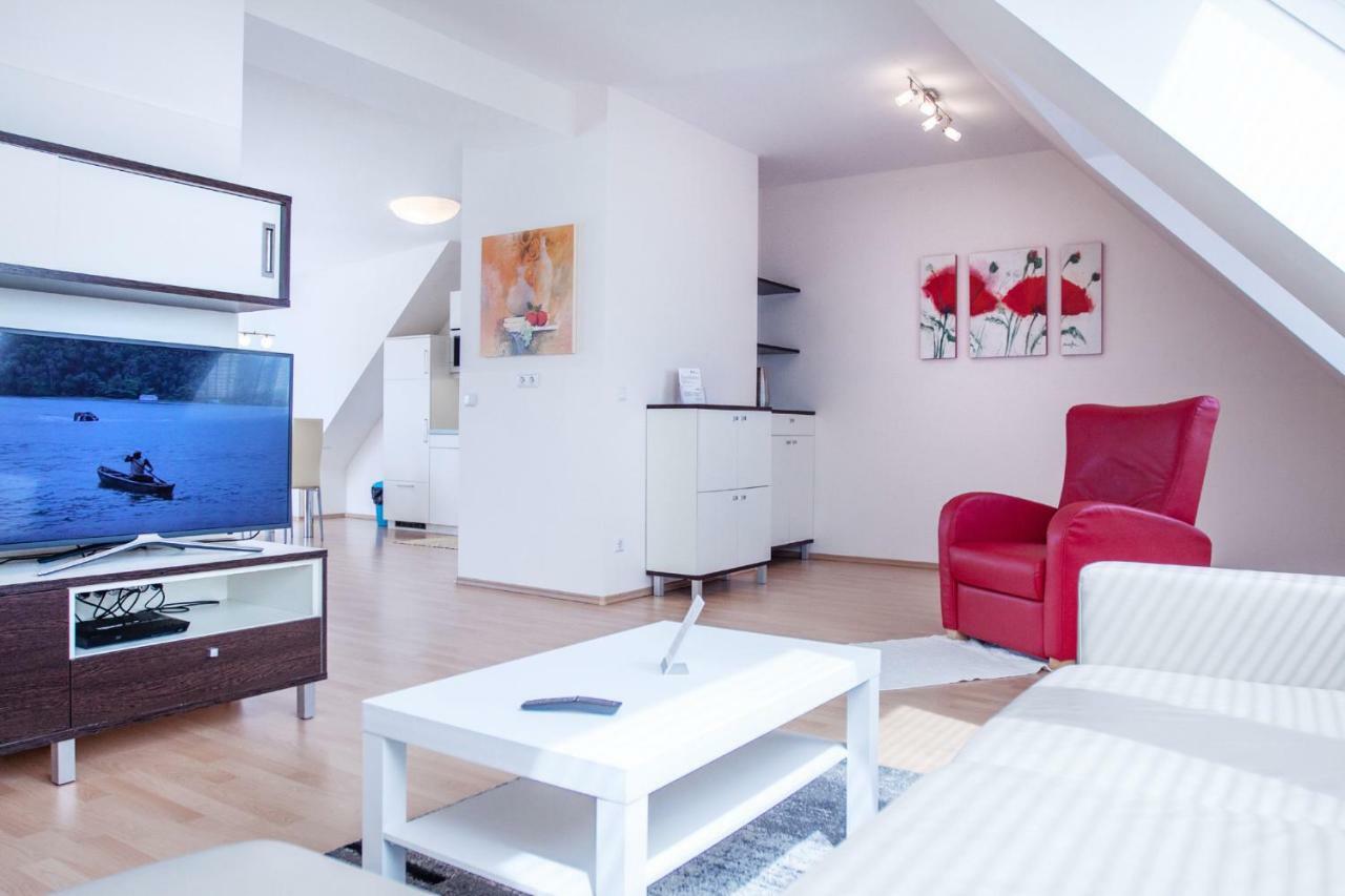 וינה Riess Apartments Rotenhofgasse | Contactless Check-In מראה חיצוני תמונה